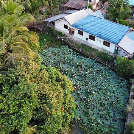 Positive Energy Homestay And Guide In Chiangkhan Chiang Khan Exterior photo