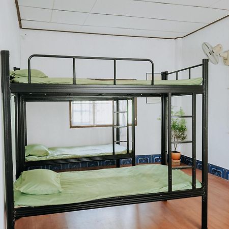 Positive Energy Homestay And Guide In Chiangkhan Chiang Khan Exterior photo